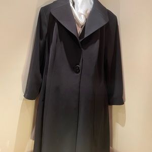 Women’s Black Wool Swing Coat